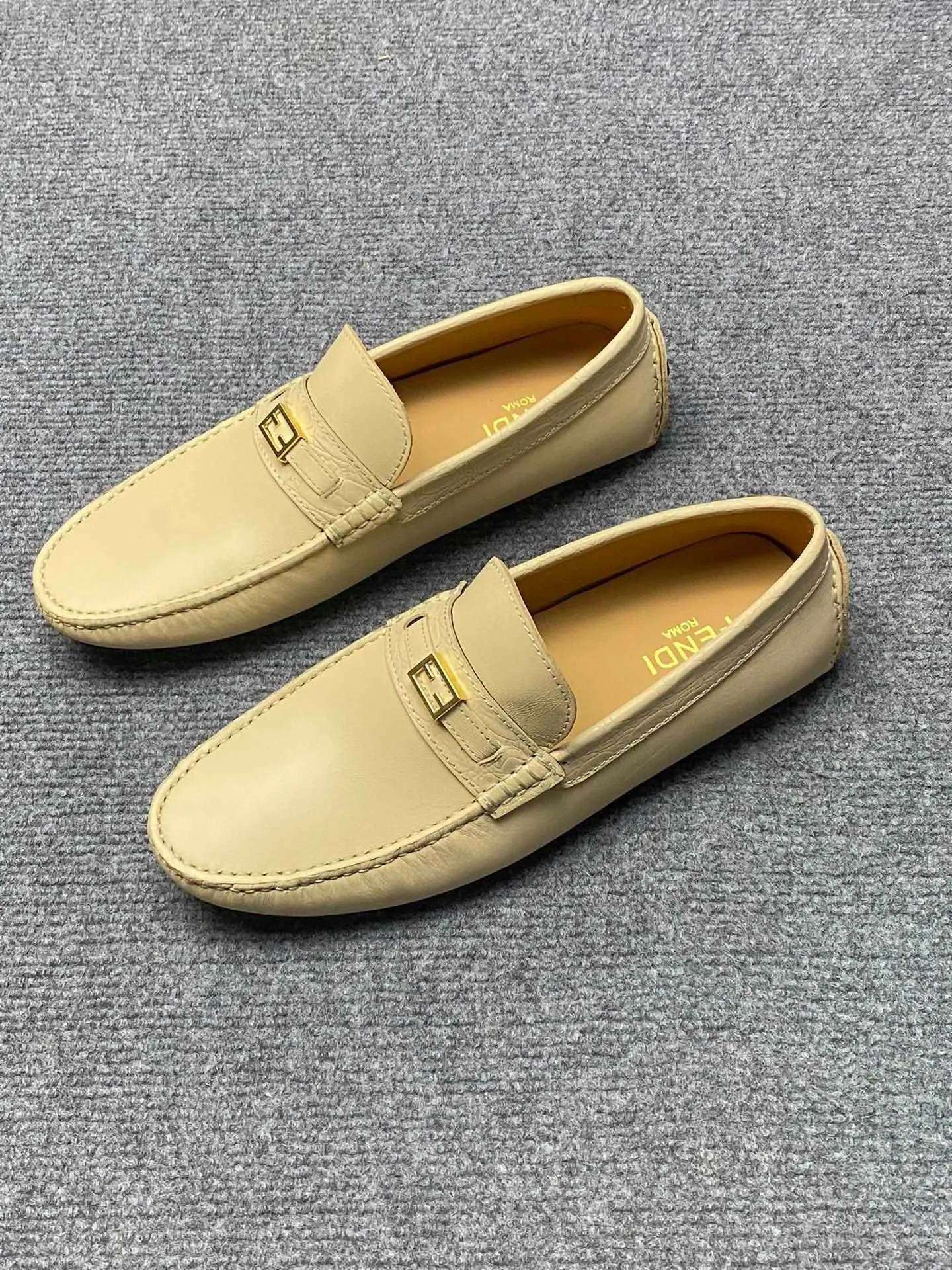 Men's Men's Shoes Men's Men's Shoes 💰700FENDI Fendi Men's Shoes are breathable and comfortable. Original development. Counters copy one to one. Imported cowhide. Niuri. 38 to 44. (can be ordered at 45.46. No returns or exchanges)
